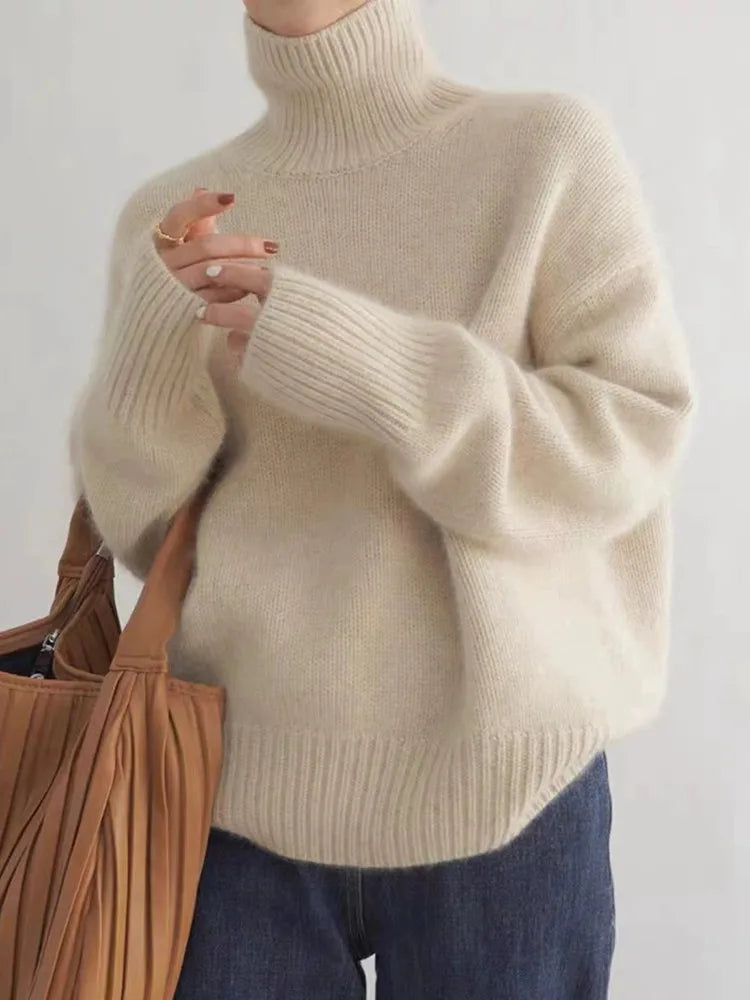 Isa - High-necked cashmere jumper