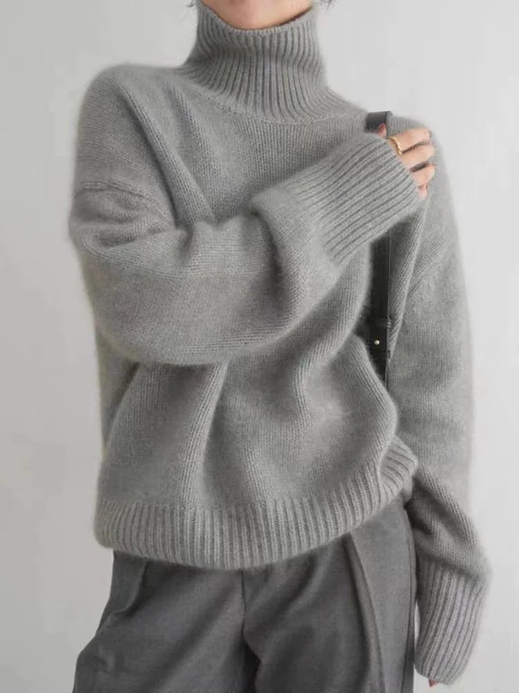 Isa - High-necked cashmere jumper