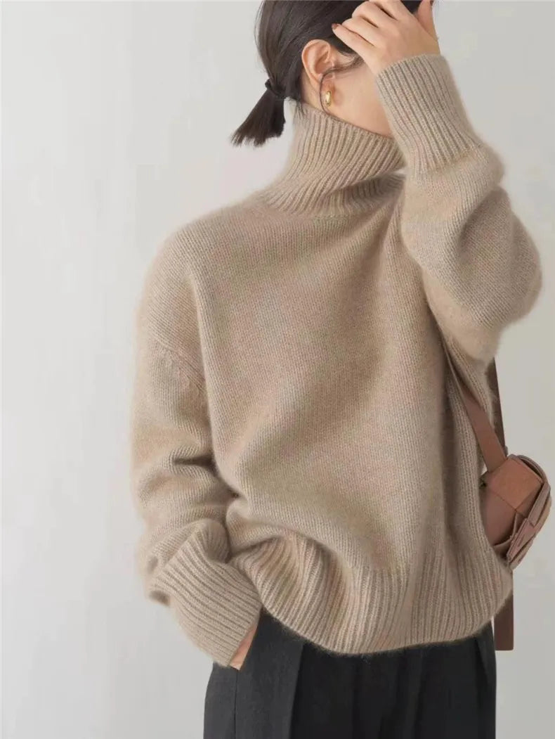 Isa - High-necked cashmere jumper