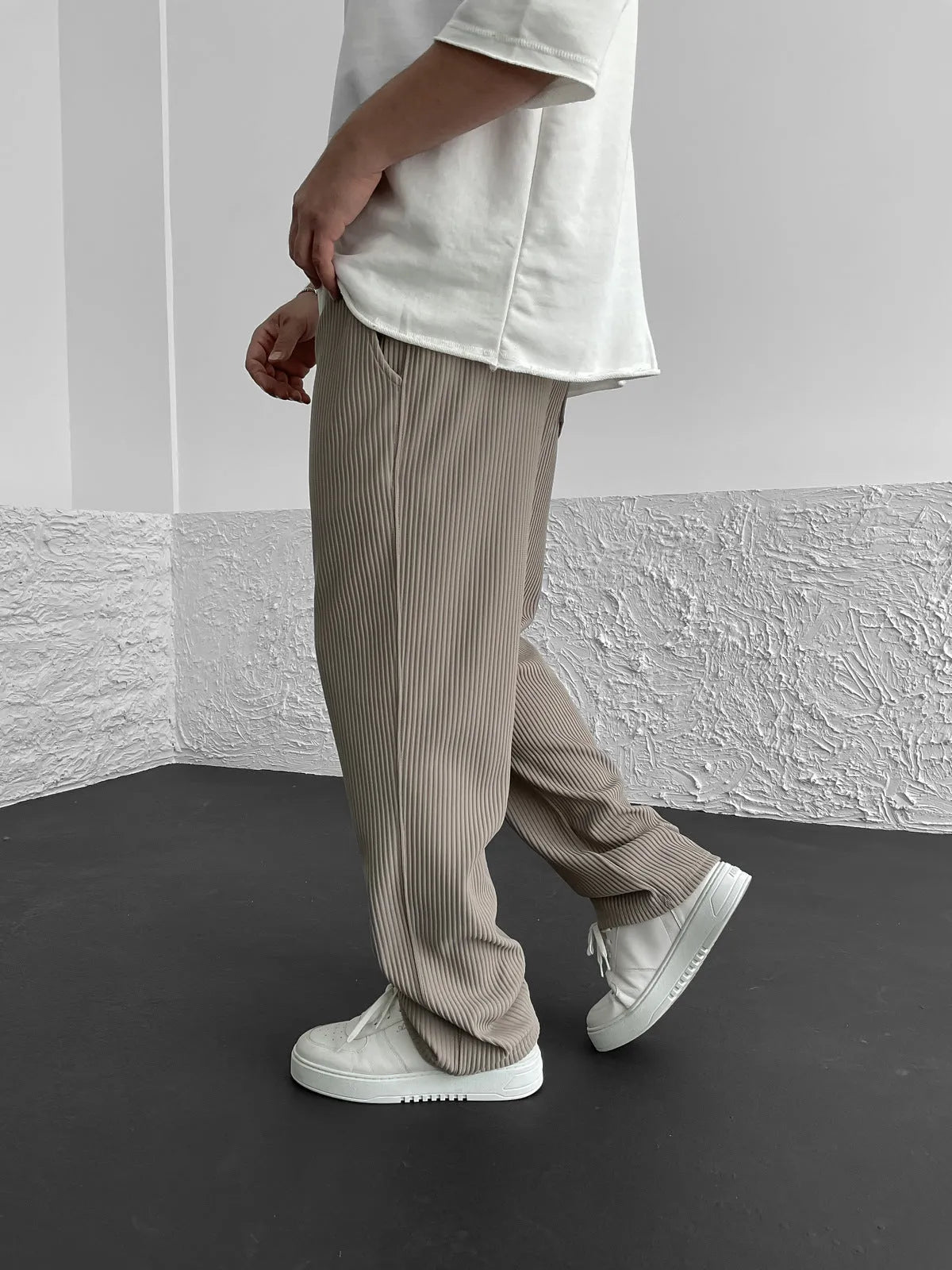 Avenli | Ribbed, relaxed fit trousers