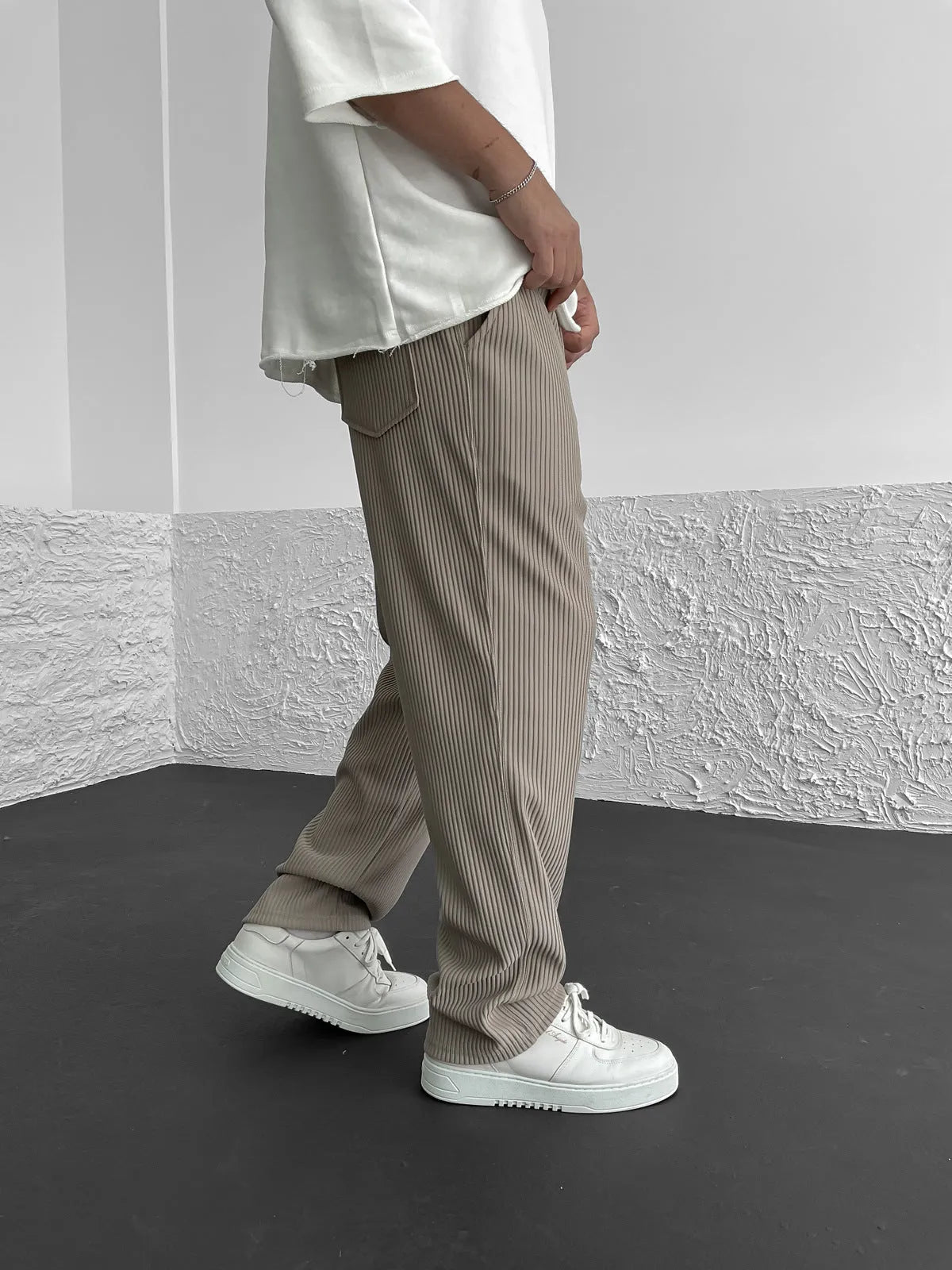 Avenli | Ribbed, relaxed fit trousers
