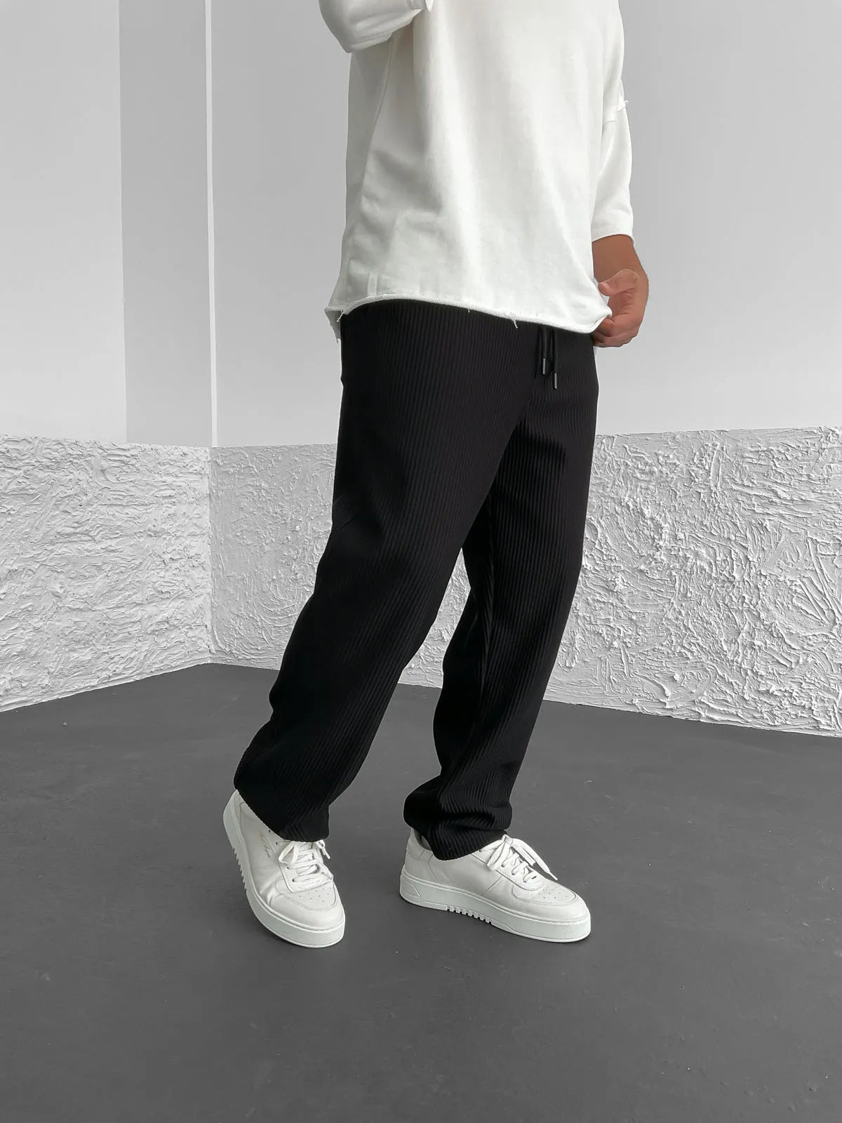 Avenli | Ribbed, relaxed fit trousers