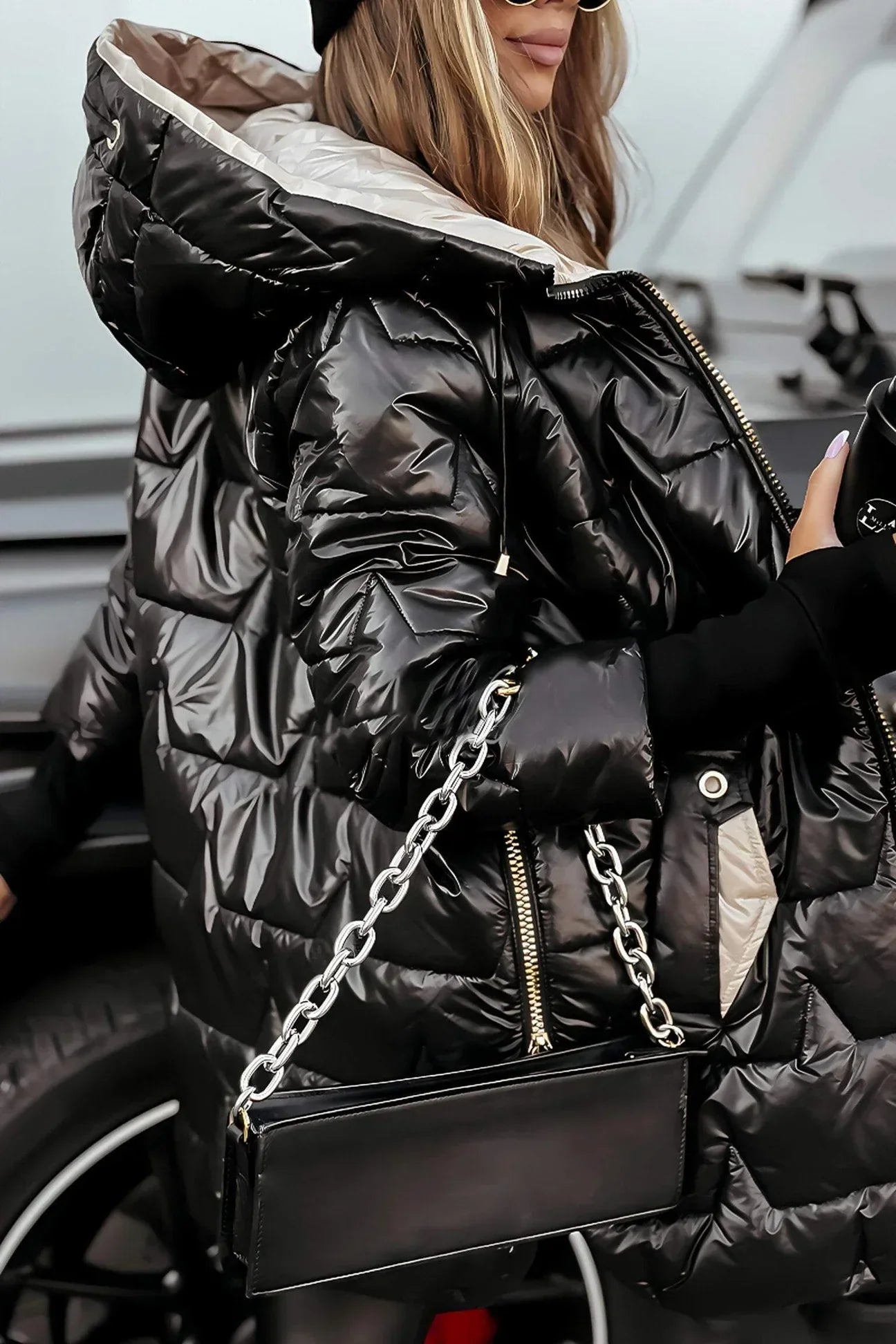 Nolwen - Elegant winter jacket with hood and lining